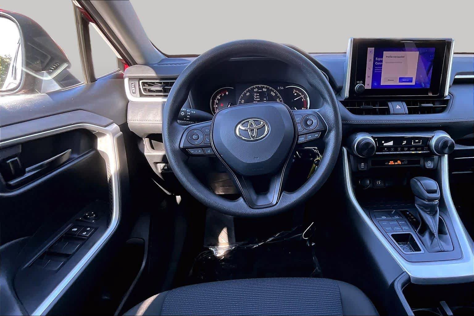 Used 2023 Toyota RAV4 LE AWD/4WD image 6