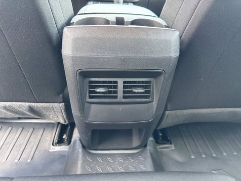Used 2025 Chevrolet Colorado W/T w/ Advanced Trailering Package RWD image 30