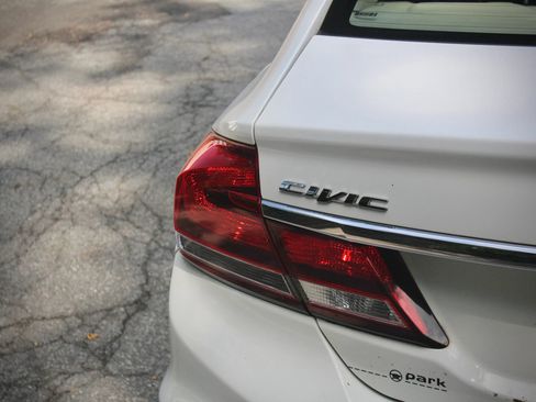 Used 2014 Honda Civic LX image 48
