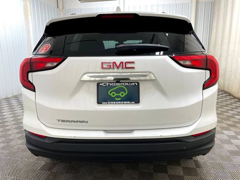 Used 2021 GMC Terrain SLE w/ Driver Convenience Package FWD image 16
