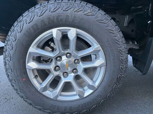 New 2026 Chevrolet Silverado 1500 LT image 37