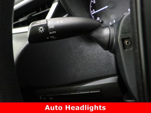 Certified 2023 Toyota Corolla LE image 22