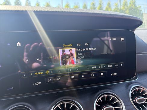 Used 2022 Mercedes-Benz E 450 Cabriolet image 23