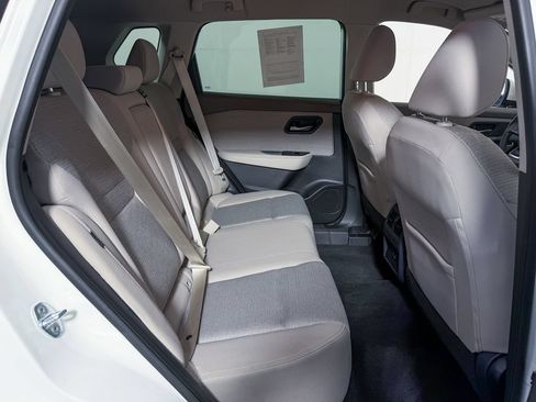 Certified 2022 Nissan Rogue SV AWD/4WD image 36