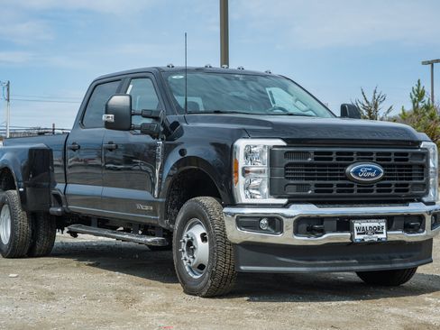 New 2026 Ford F350 XL image 1