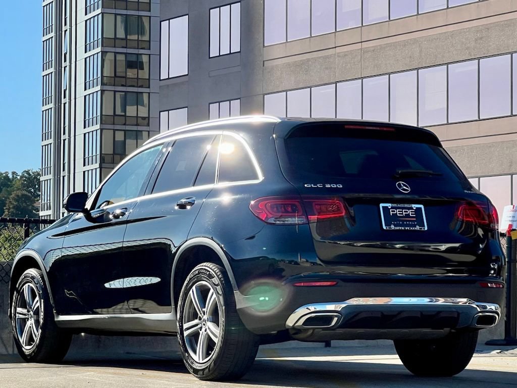Certified 2022 Mercedes-Benz GLC 300 4MATIC image 5