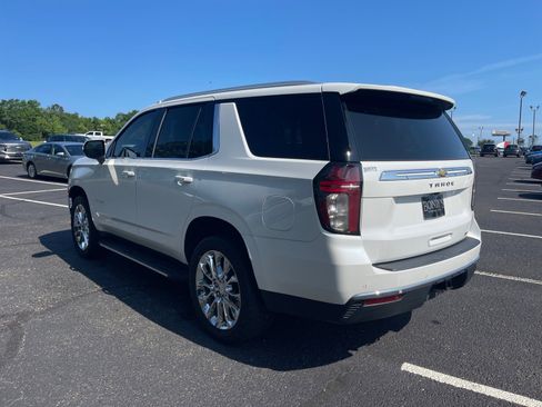 Used 2023 Chevrolet Tahoe LT RWD image 14