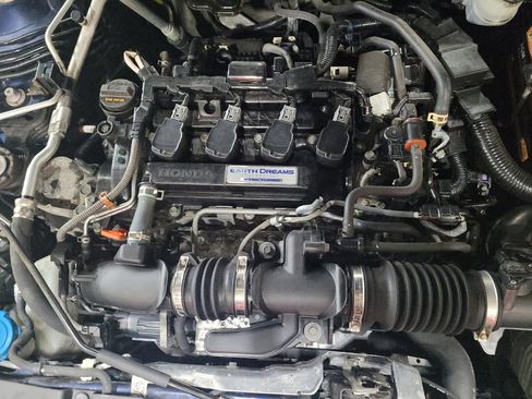 Used 2018 Honda Accord Touring image 30