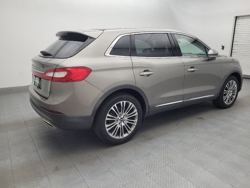 Used 2017 Lincoln MKX Reserve w/ Lincoln MKX Climate Package FWD image 10