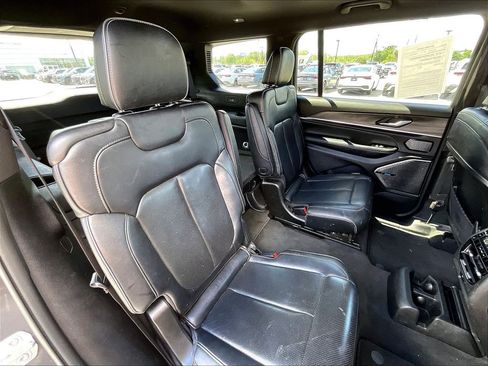 Used 2023 Jeep Grand Cherokee L Overland w/ MOPAR Finishing Package AWD/4WD image 15