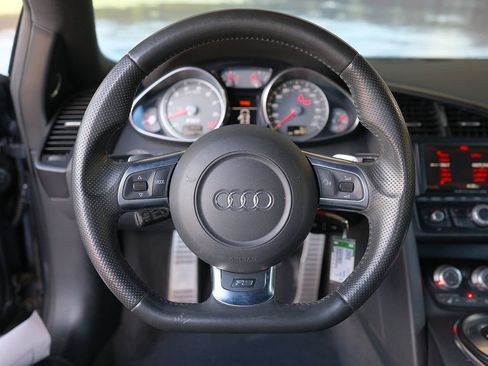 Used 2012 Audi R8 V8 AWD/4WD image 16
