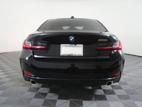 New 2026 BMW 330i Sedan w/ Convenience Package RWD image 4