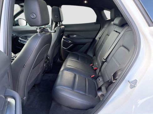 Used 2022 Jaguar E-PACE SE image 21