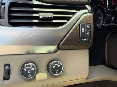 Used 2016 Chevrolet Tahoe LT AWD/4WD image 14