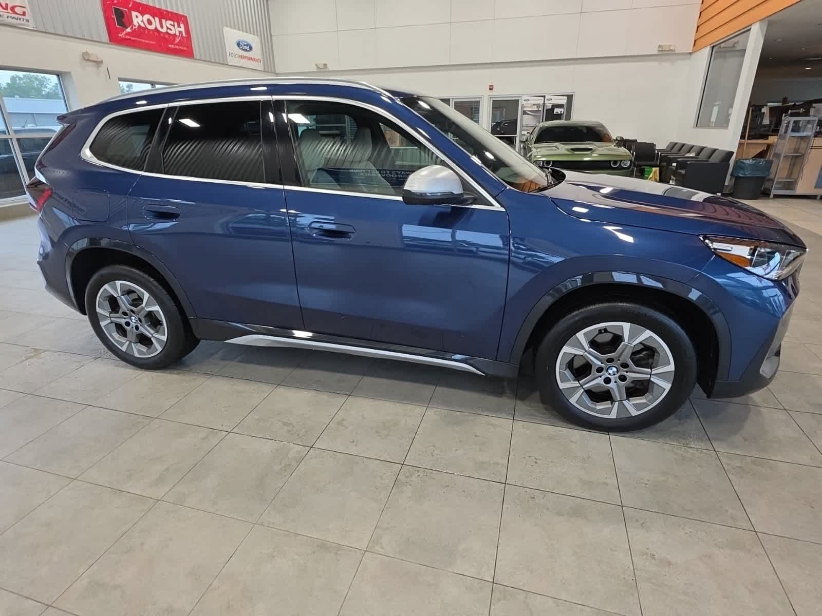 Used 2023 BMW X1 xDrive28i w/ Convenience Package AWD/4WD image 8