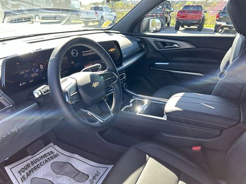 New 2026 Chevrolet Traverse LT AWD/4WD image 24