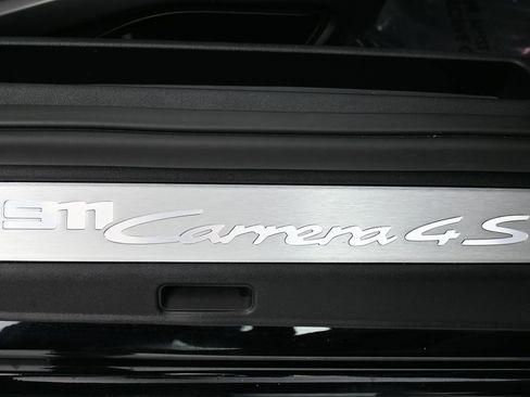 Used 2024 Porsche 911 Carrera 4S image 25