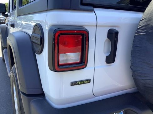 Used 2023 Jeep Wrangler Sport S image 40