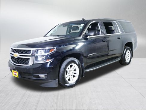 Used 2016 Chevrolet Suburban LT w/ Luxury Package AWD/4WD image 3
