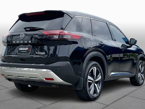 Used 2022 Nissan Rogue Platinum w/ Head-Up Display Package image 13