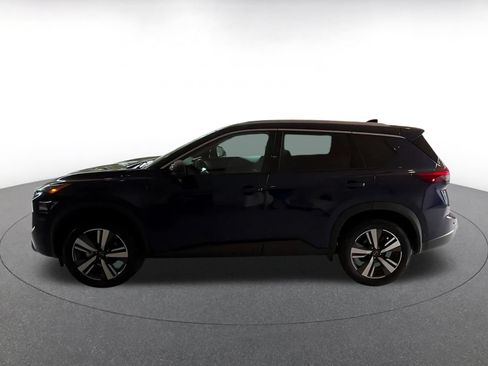 Used 2026 Nissan Rogue SL FWD image 8