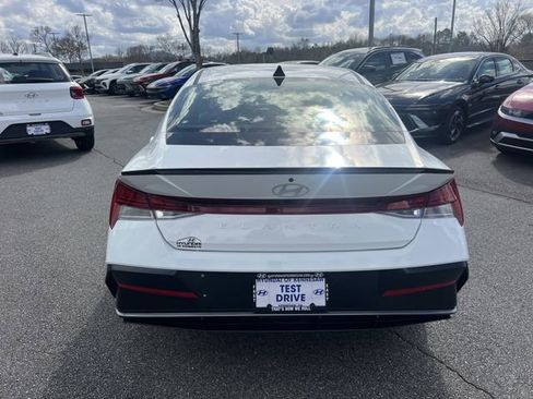New 2026 Hyundai Elantra SEL Sport image 6