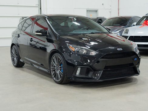 Used 2017 Ford Focus RS image 12