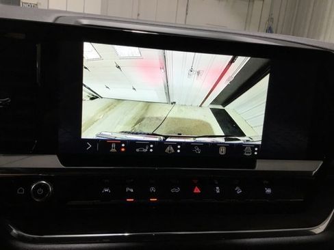 New 2025 GMC Sierra 1500 SLT w/ SLT Premium Package image 40