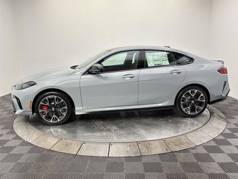 Used 2025 BMW M235i xDrive w/ Premium Package image 16