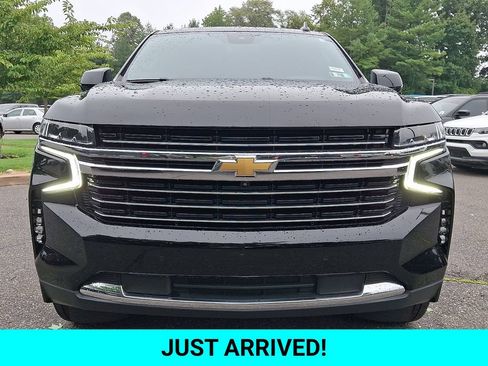Used 2024 Chevrolet Tahoe LT w/ LT Signature Plus Package AWD/4WD image 2