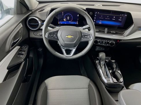 New 2026 Chevrolet Trax LT w/ Driver Confidence Package image 21