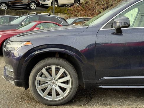 Used 2016 Volvo XC90 T6 Momentum w/ Momentum Plus Package image 11