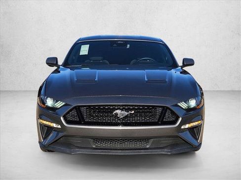 Used 2021 Ford Mustang GT RWD image 2