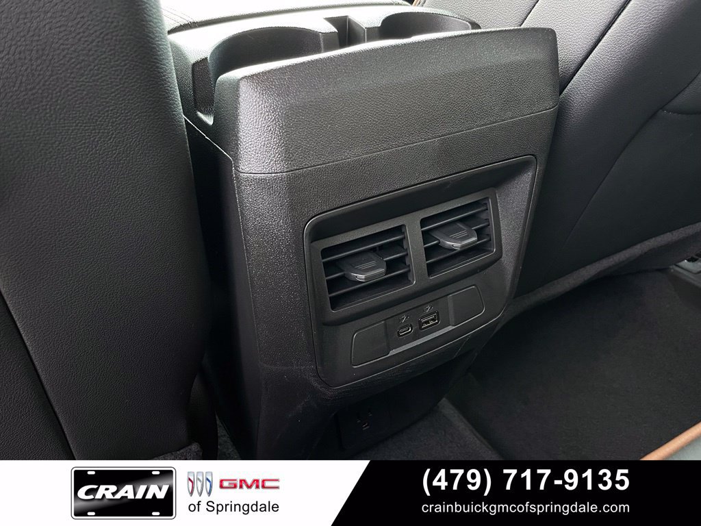Used 2026 GMC Canyon AT4 w/ Technology Plus Package AWD/4WD image 25