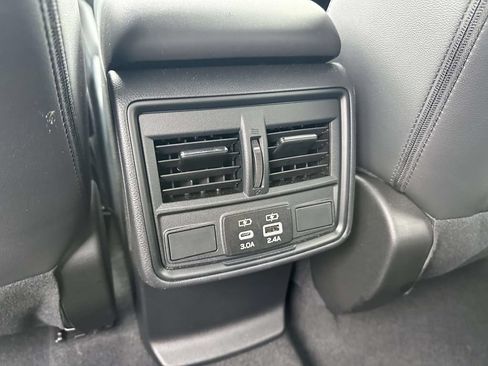 Used 2025 Subaru Forester Premium w/ Protection Package (1PH) AWD/4WD image 9