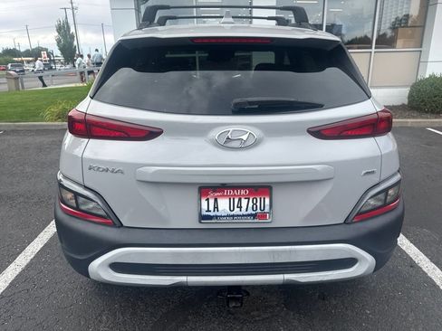 Used 2022 Hyundai Kona SEL w/ Cargo Package AWD/4WD image 4