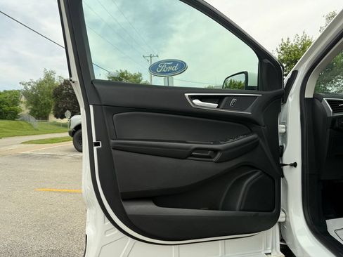 Used 2024 Ford Edge SEL w/ Convenience Package AWD/4WD image 16