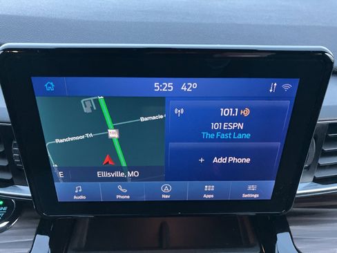 Certified 2021 Ford Explorer Limited w/ Equipment Group 301A image 16