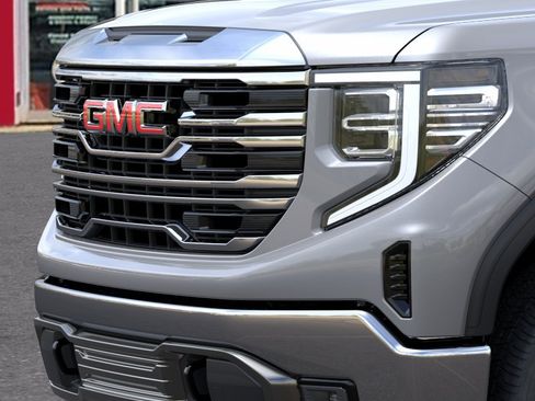 New 2026 GMC Sierra 1500 SLT AWD/4WD image 13