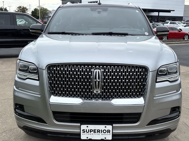 Used 2022 Lincoln Navigator L Reserve AWD/4WD image 11