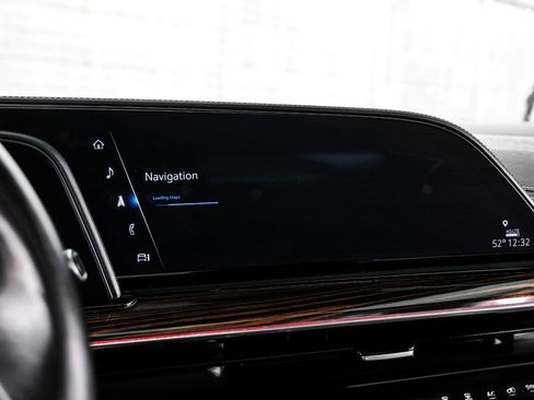 Used 2021 Cadillac Escalade ESV Premium Luxury image 31