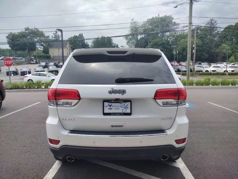 Used 2018 Jeep Grand Cherokee Limited w/ Luxury Group II AWD/4WD image 4