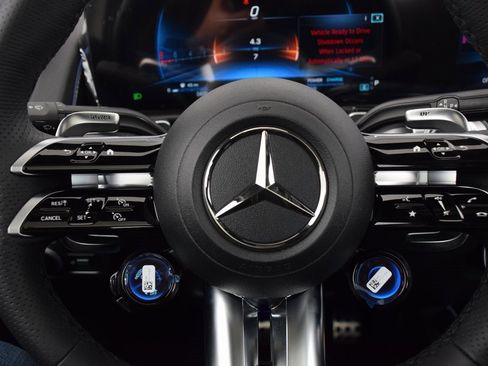 New 2025 Mercedes-Benz GLB 35 AMG 4MATIC image 20