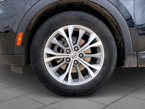 Used 2023 Buick Envision Preferred image 11