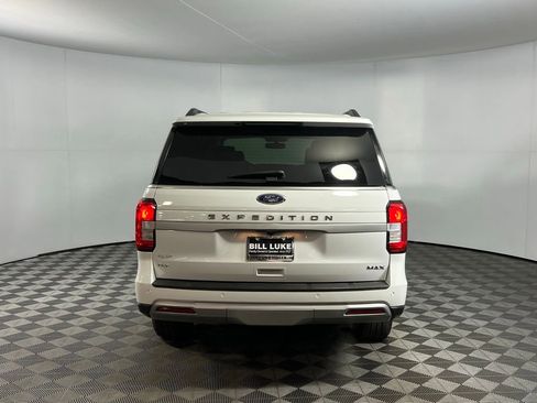 Used 2024 Ford Expedition Max XLT image 9