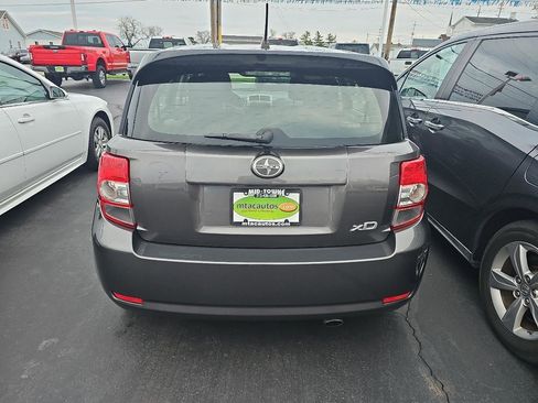 Used 2014 Scion xD image 7