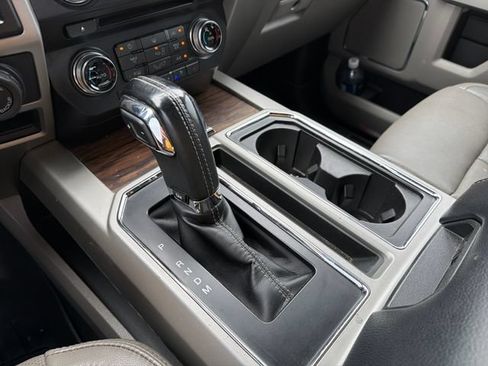 Used 2018 Ford F150 Lariat w/ Equipment Group 501A Mid AWD/4WD image 22
