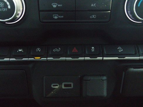 Used 2024 Chevrolet Silverado 1500 Custom Trail Boss image 23