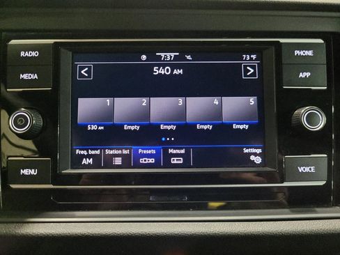 Used 2022 Volkswagen Jetta Sport FWD image 25