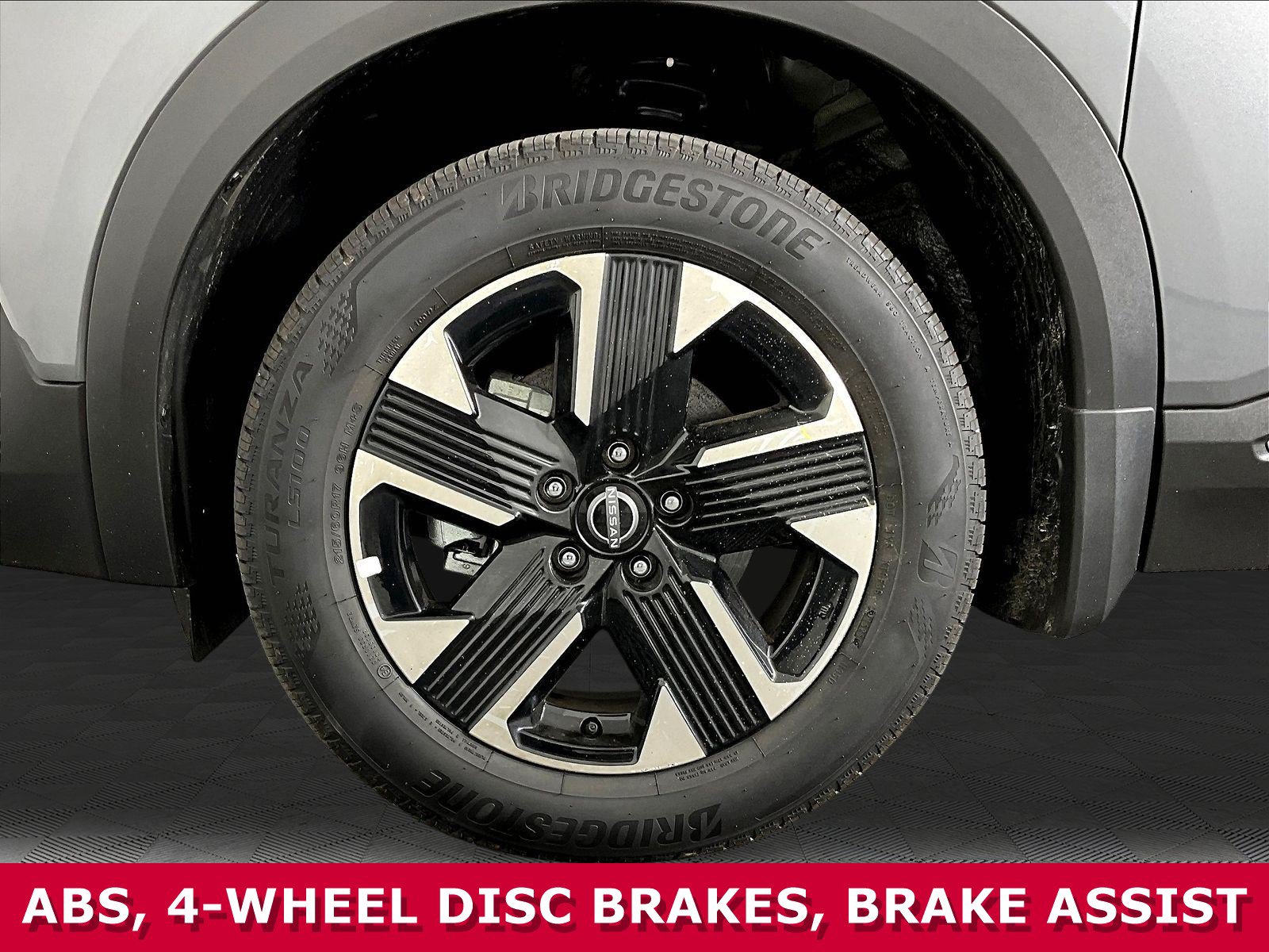 Certified 2025 Nissan Kicks SV AWD/4WD image 30